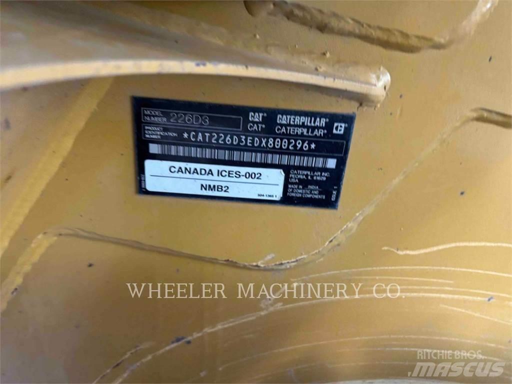 CAT 226D3 C1H2 Kompaktlader
