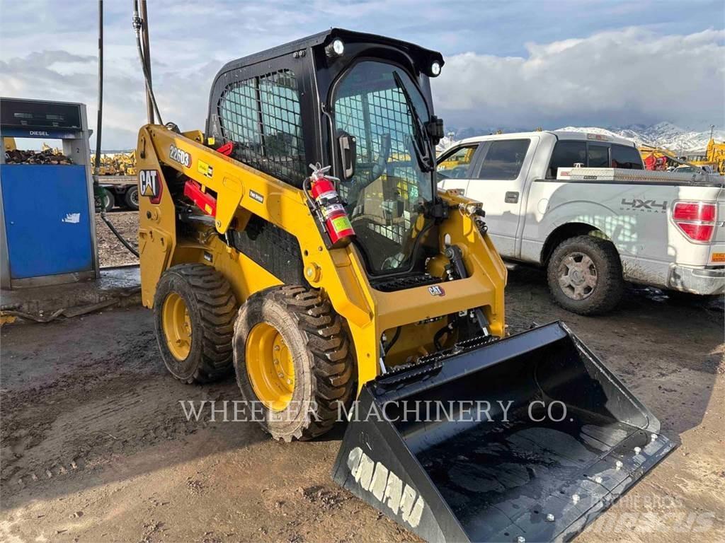 CAT 226D3 C3H2 Kompaktlader