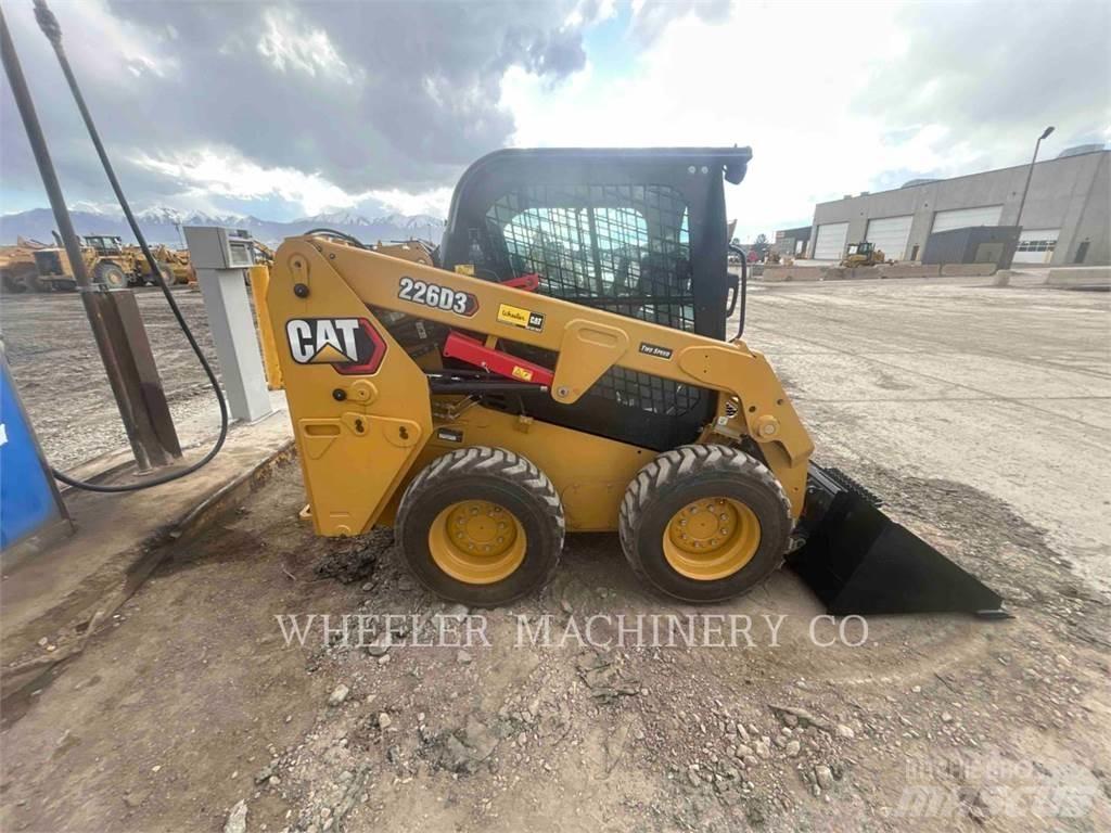 CAT 226D3 C3H2 Kompaktlader
