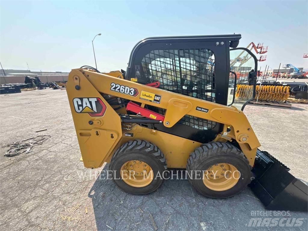 CAT 226D3 C3H2 Kompaktlader