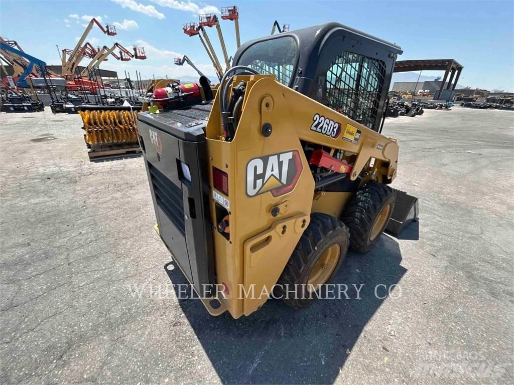 CAT 226D3 C3H2 Kompaktlader