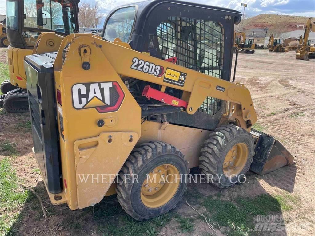 CAT 226D3 C3H2 Kompaktlader