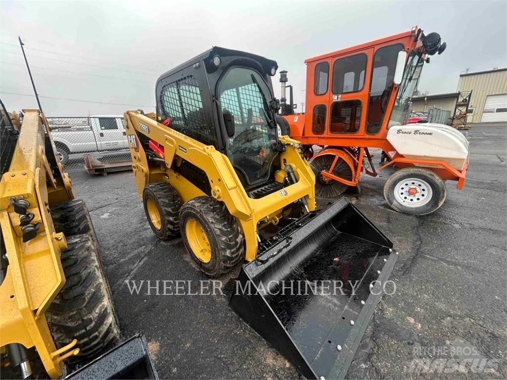 CAT 226D3 C3H2 Kompaktlader