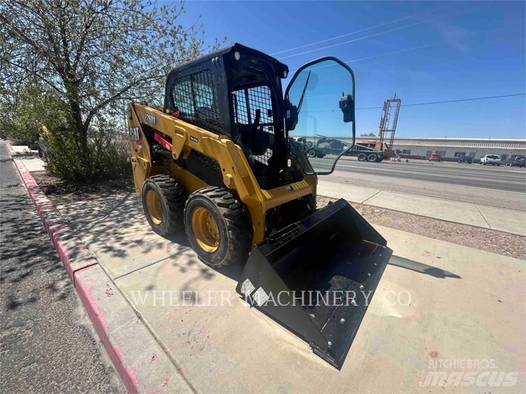 CAT 226D3 C3H2 Kompaktlader