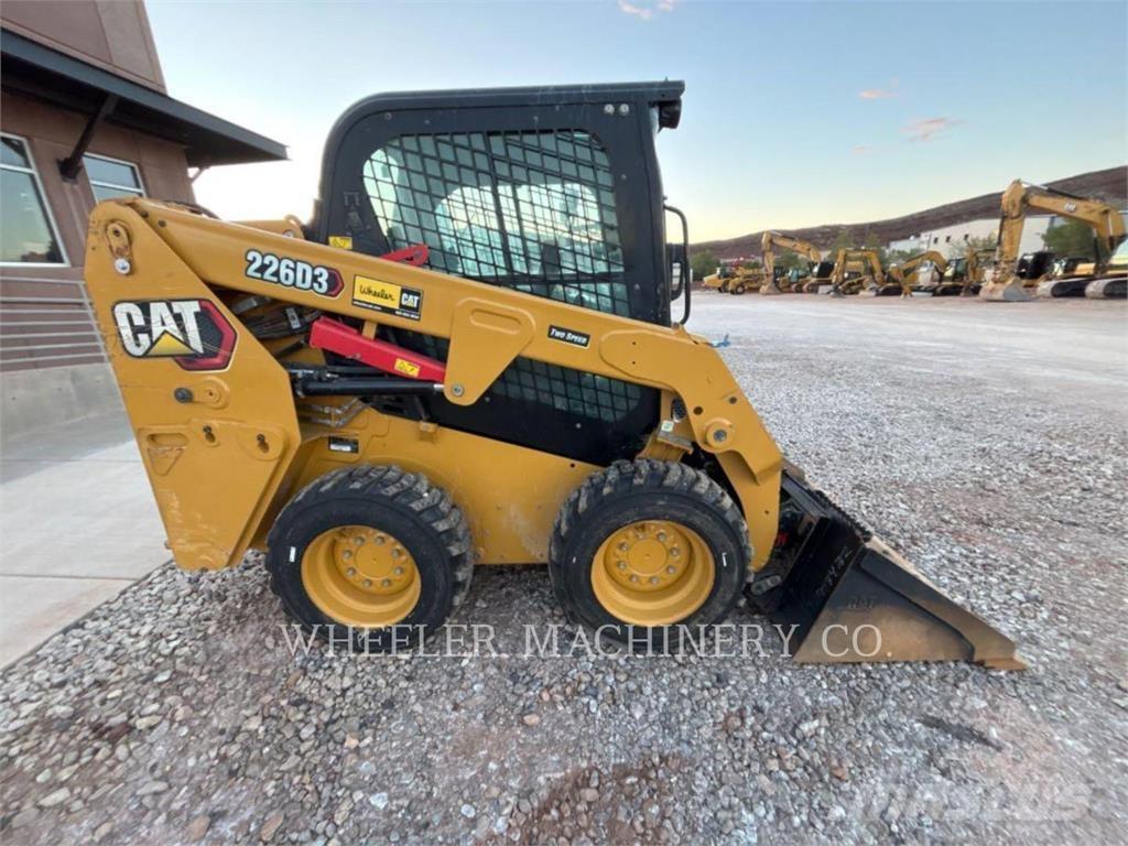 CAT 226D3 C3H2 Kompaktlader