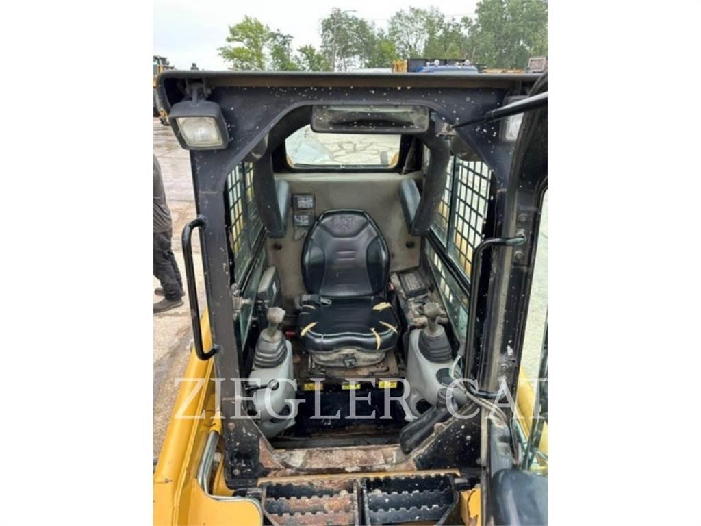 CAT 236B3 Kompaktlader