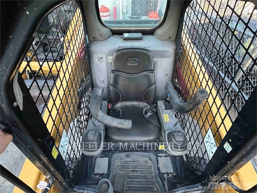 CAT 236D C1-H2 Kompaktlader