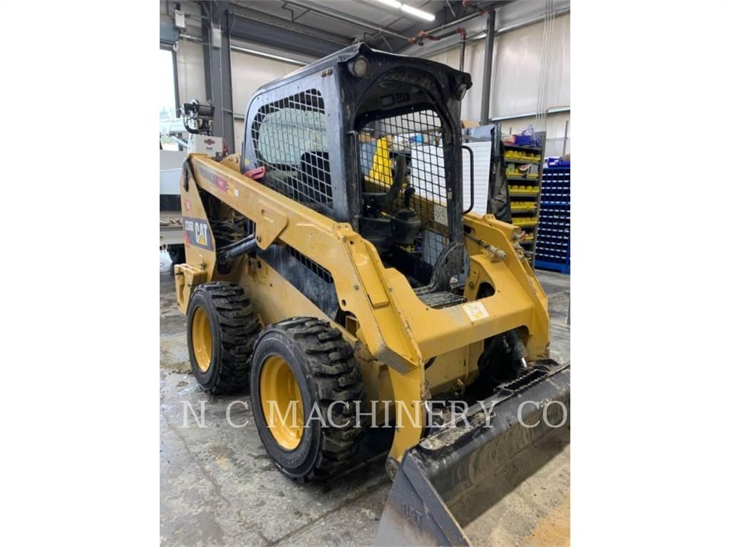 CAT 236D H2CN Kompaktlader