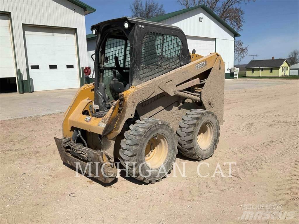 CAT 236D3 A2Q Kompaktlader