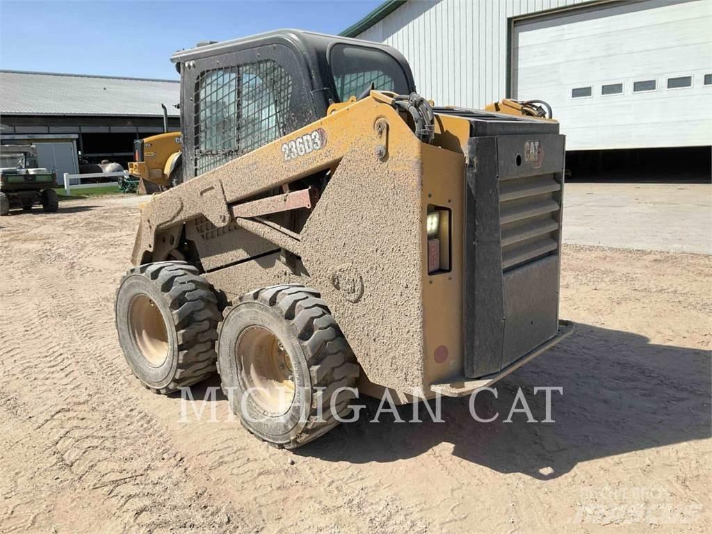CAT 236D3 A2Q Kompaktlader