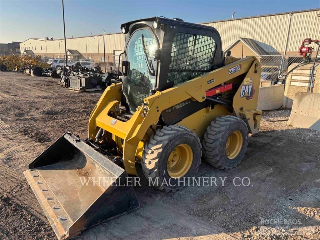 CAT 236D3 C3H2 Kompaktlader