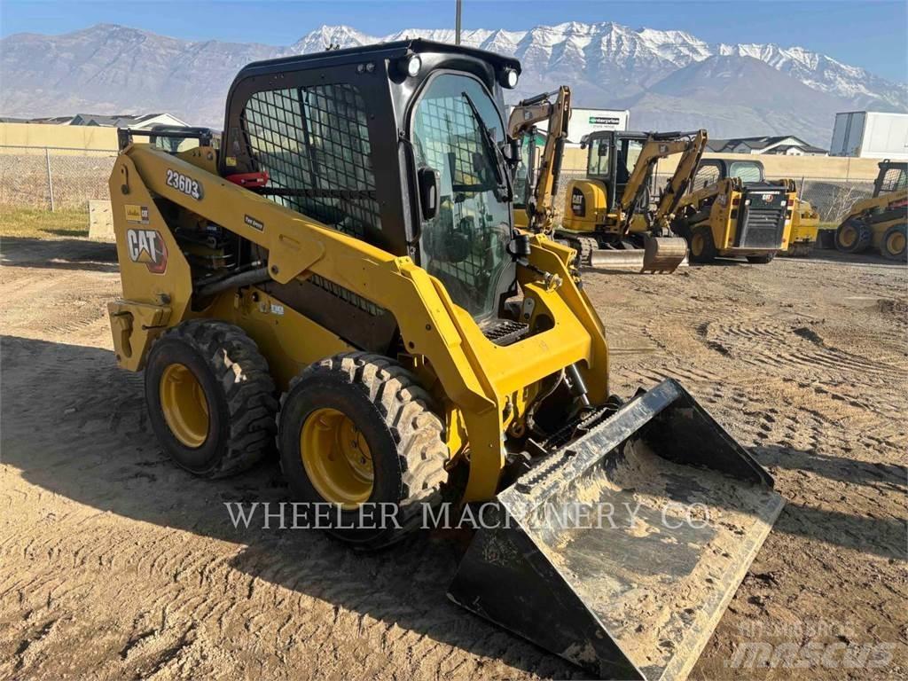 CAT 236D3 C3H2 Kompaktlader