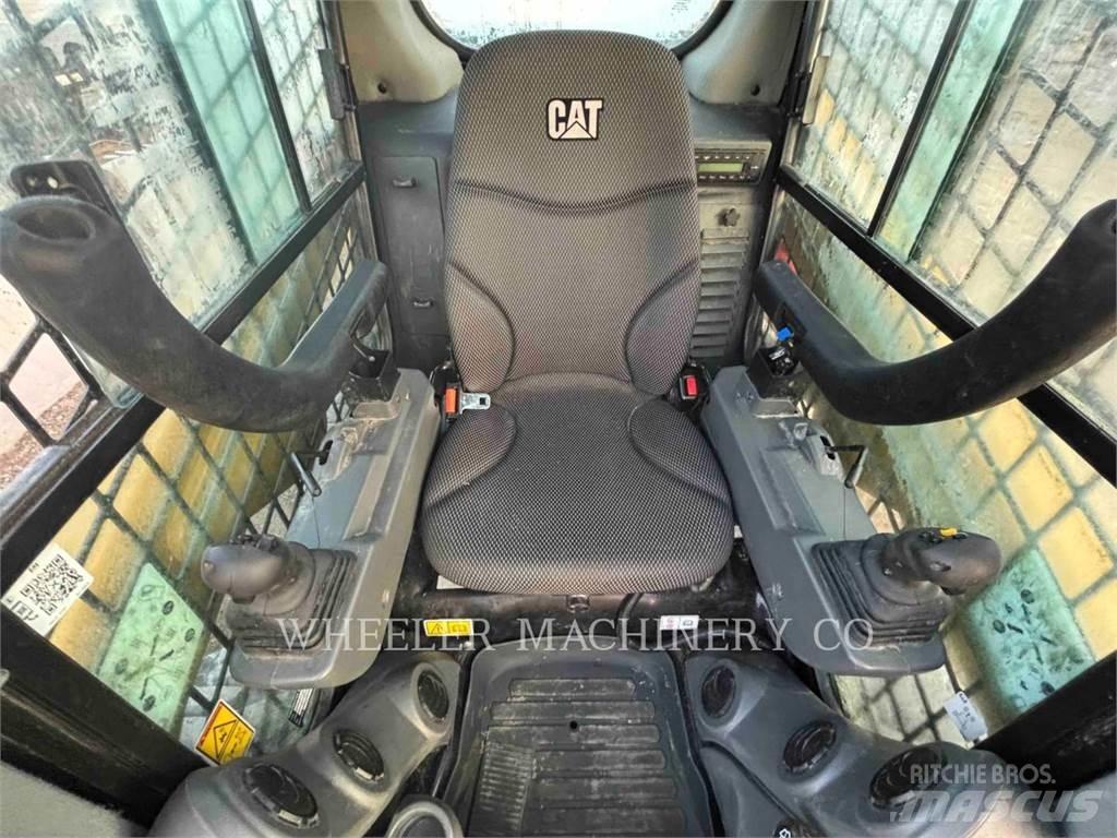 CAT 236D3 C3H2 Kompaktlader