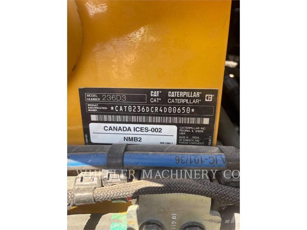 CAT 236D3 C3H2 Kompaktlader