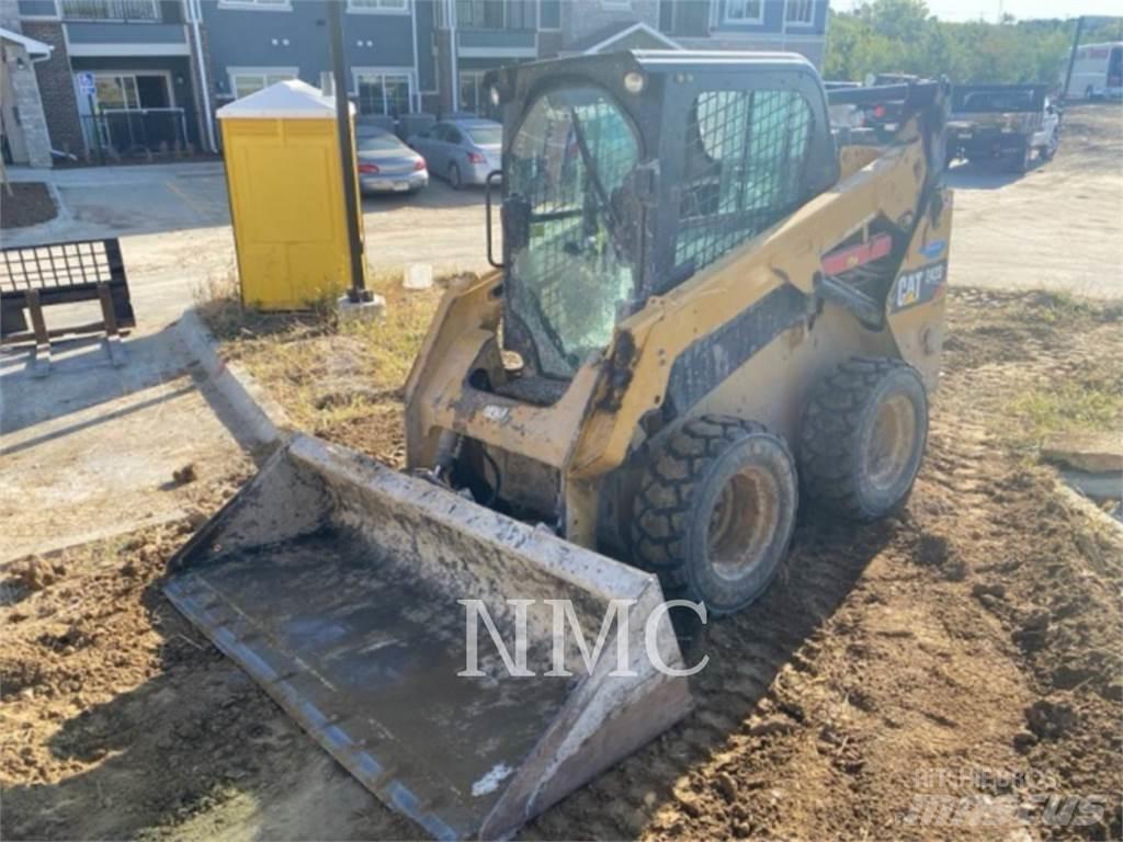 CAT 242D Kompaktlader