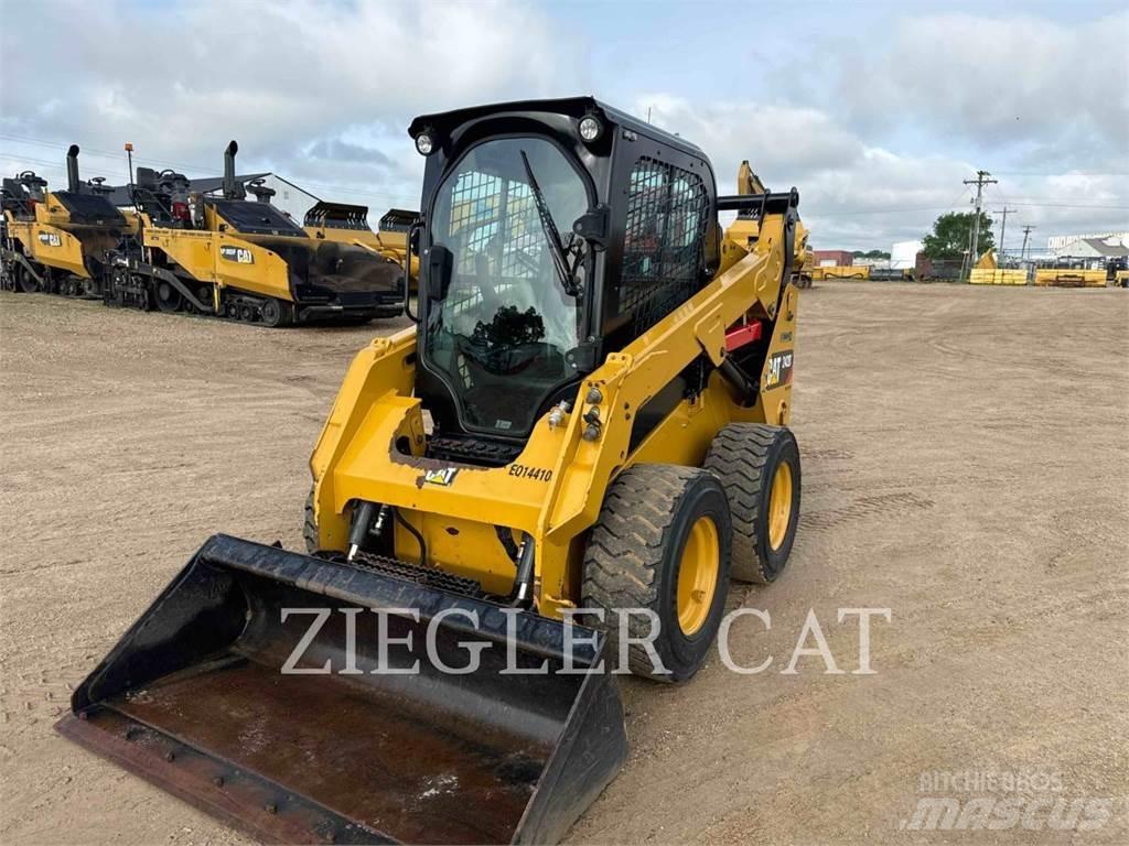 CAT 242D Kompaktlader