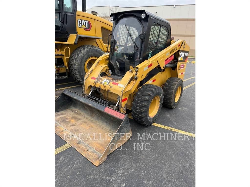 CAT 246D Kompaktlader