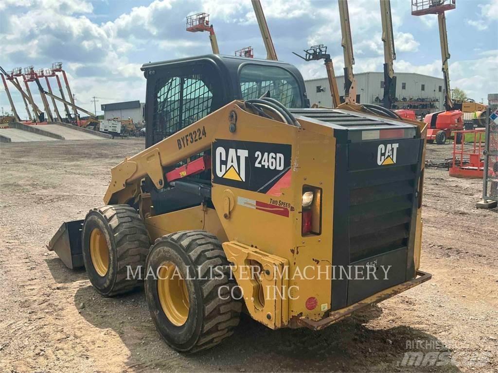 CAT 246D Kompaktlader