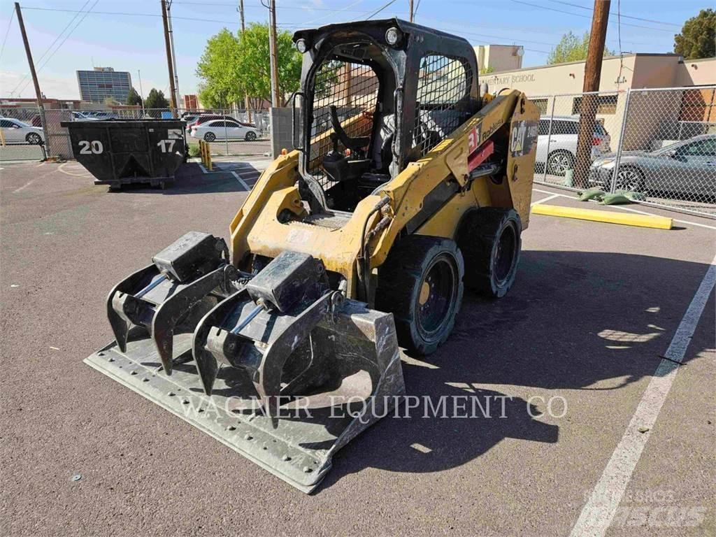 CAT 246D Kompaktlader