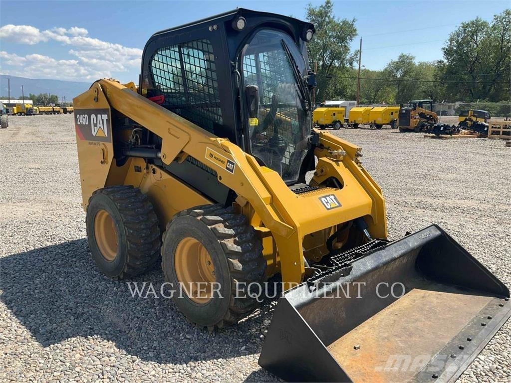 CAT 246D Kompaktlader
