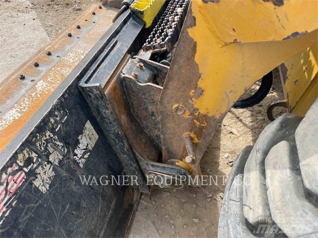 CAT 246D HF Kompaktlader