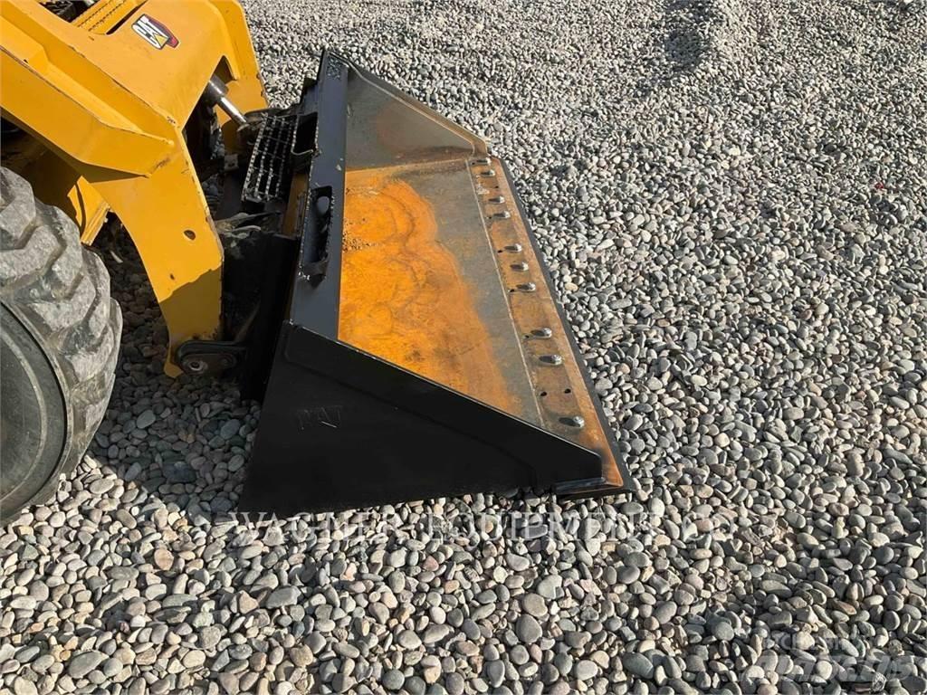 CAT 246D3 Kompaktlader