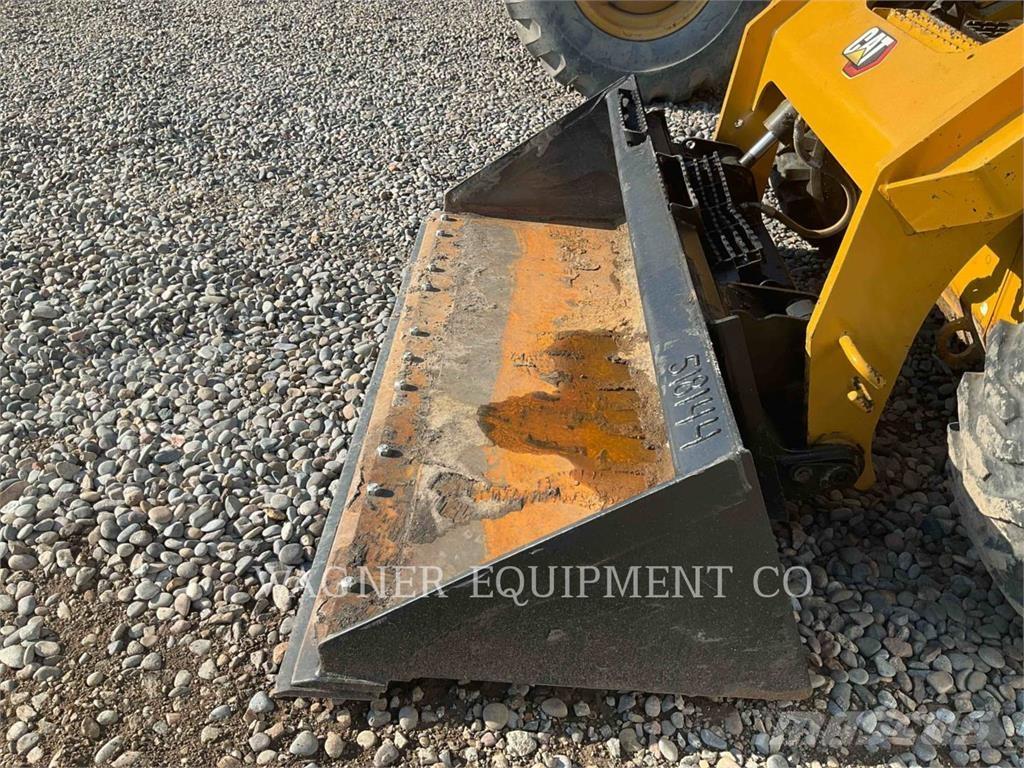 CAT 246D3 Kompaktlader