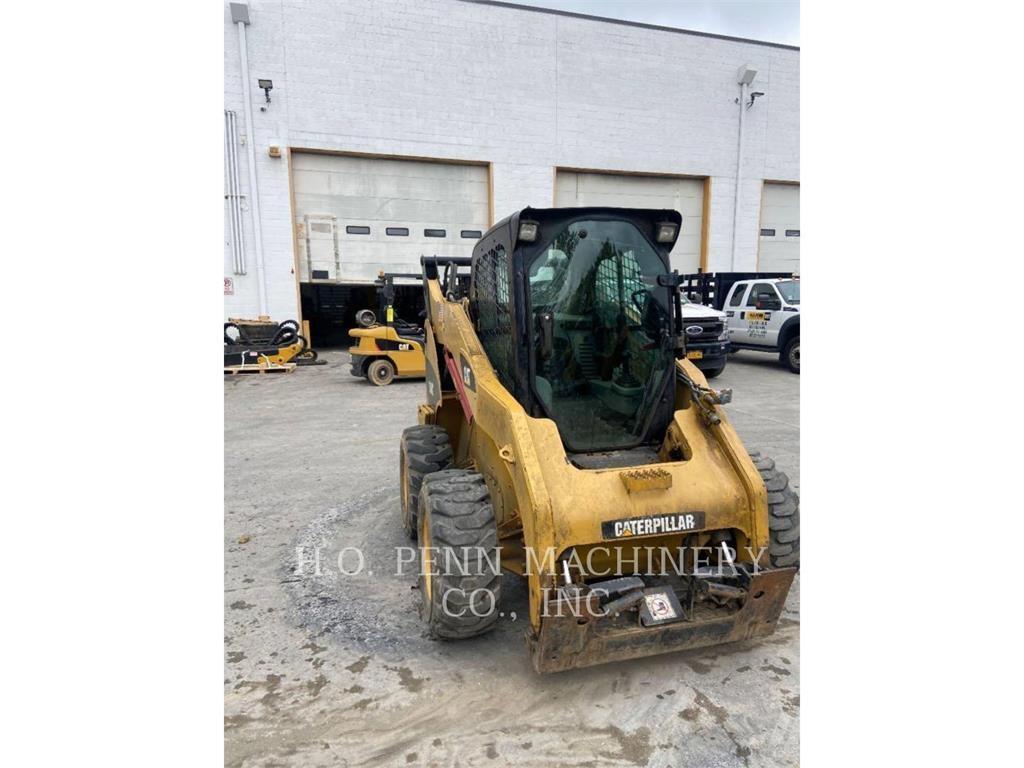 CAT 262 C Kompaktlader