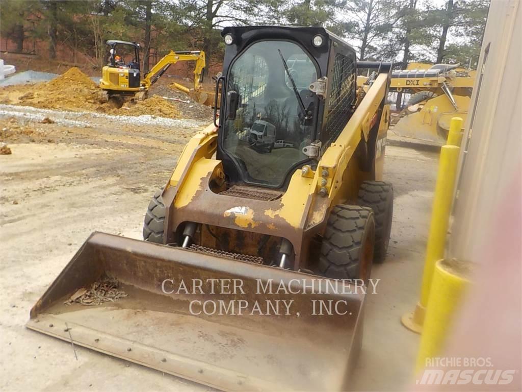 CAT 262D Kompaktlader