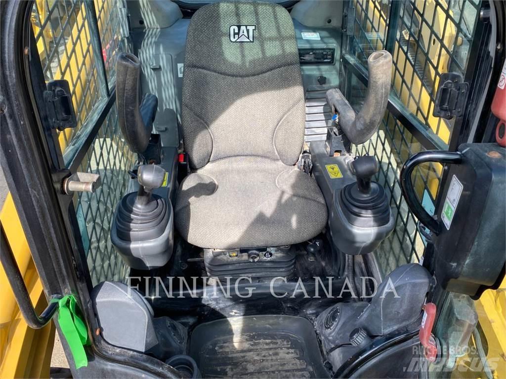 CAT 262D Kompaktlader