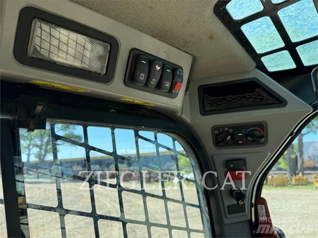 CAT 262D3 Kompaktlader