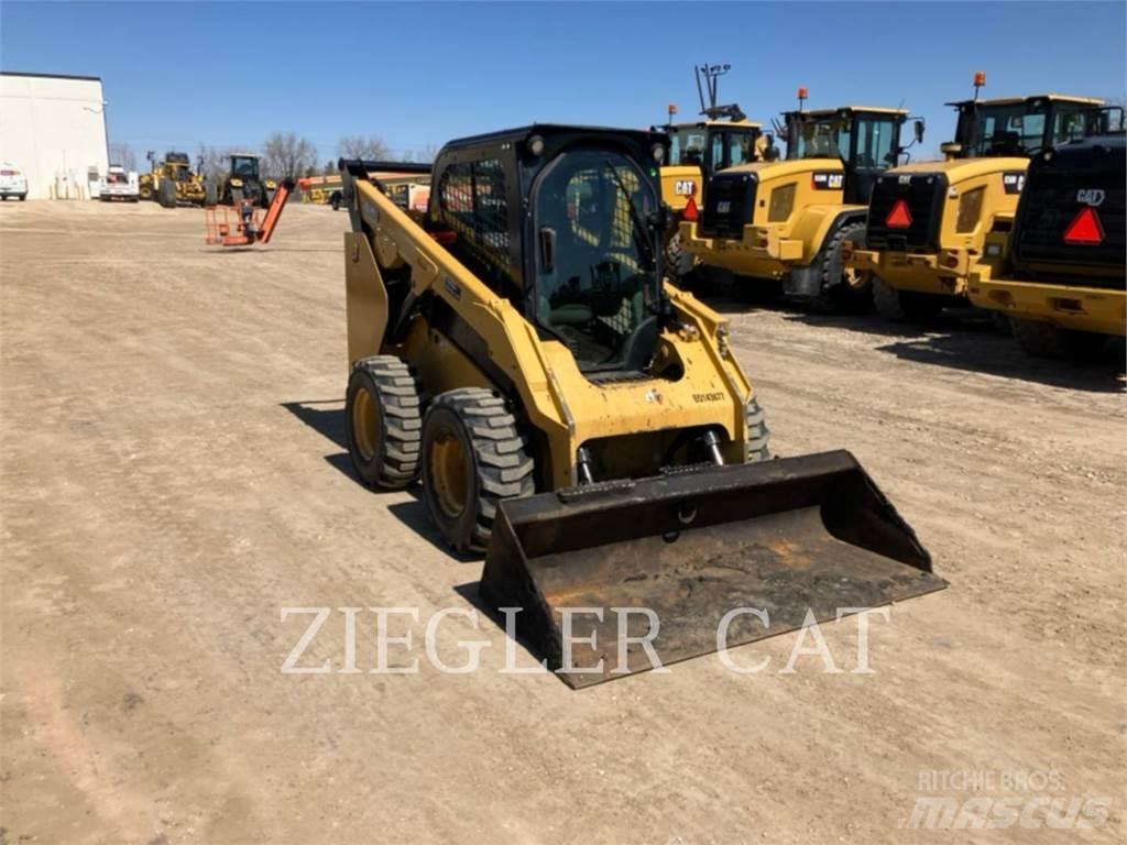 CAT 262D3 Kompaktlader