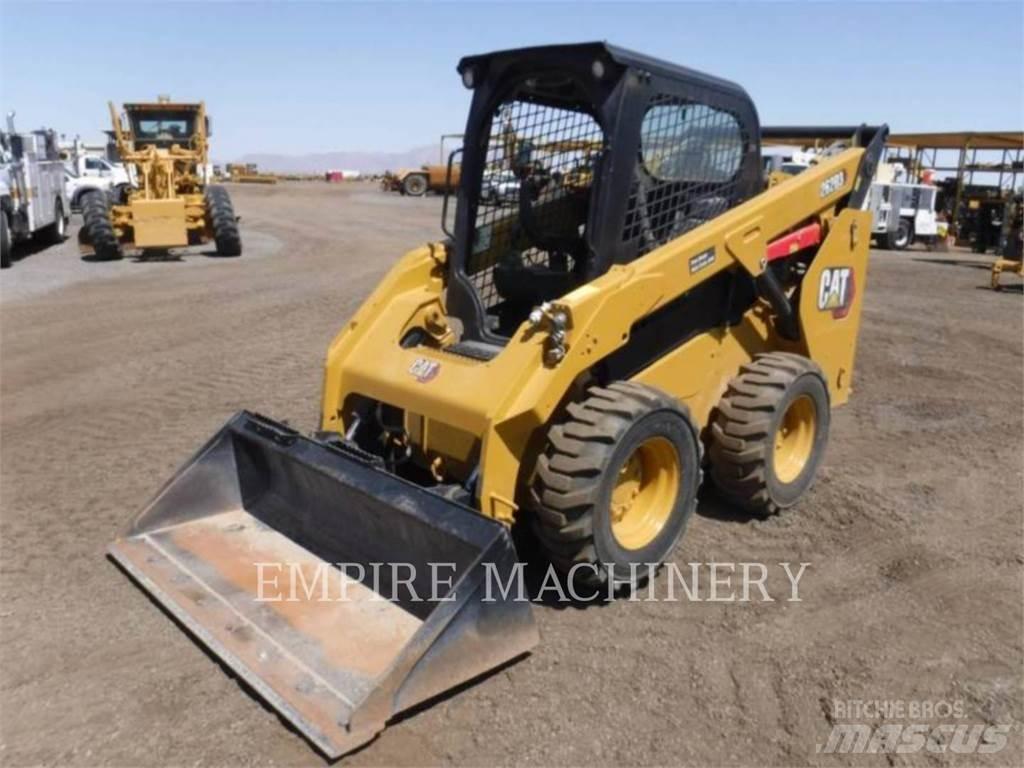 CAT 262D3 Kompaktlader