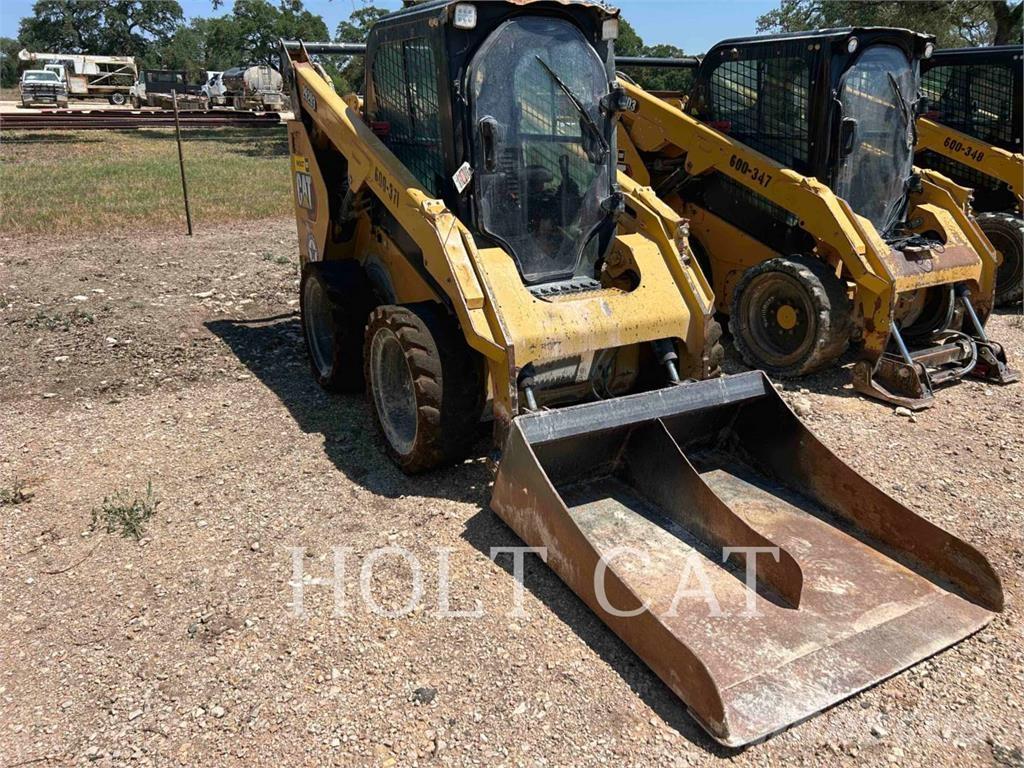 CAT 262D3 Kompaktlader