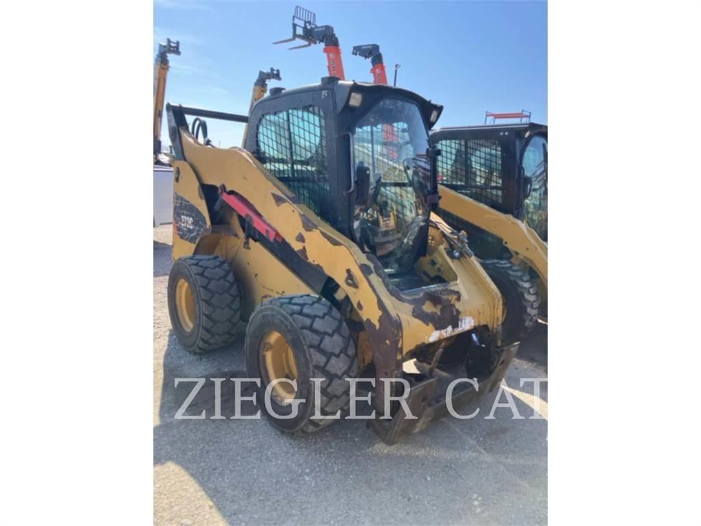 CAT 272C Kompaktlader