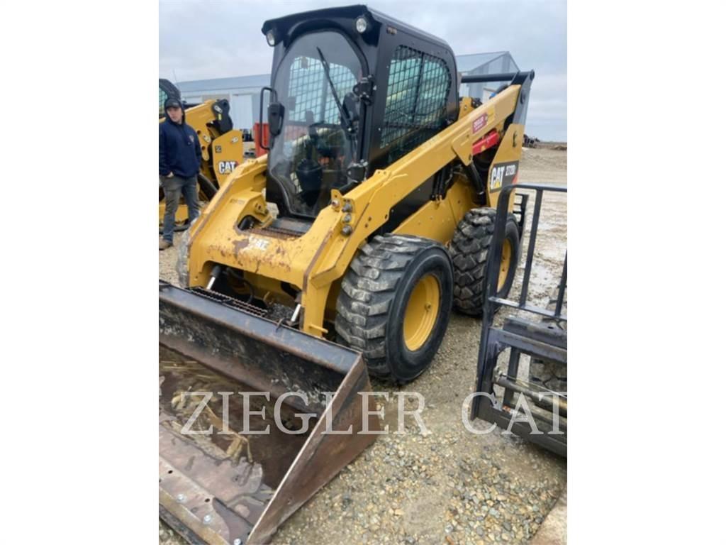 CAT 272D2 Kompaktlader