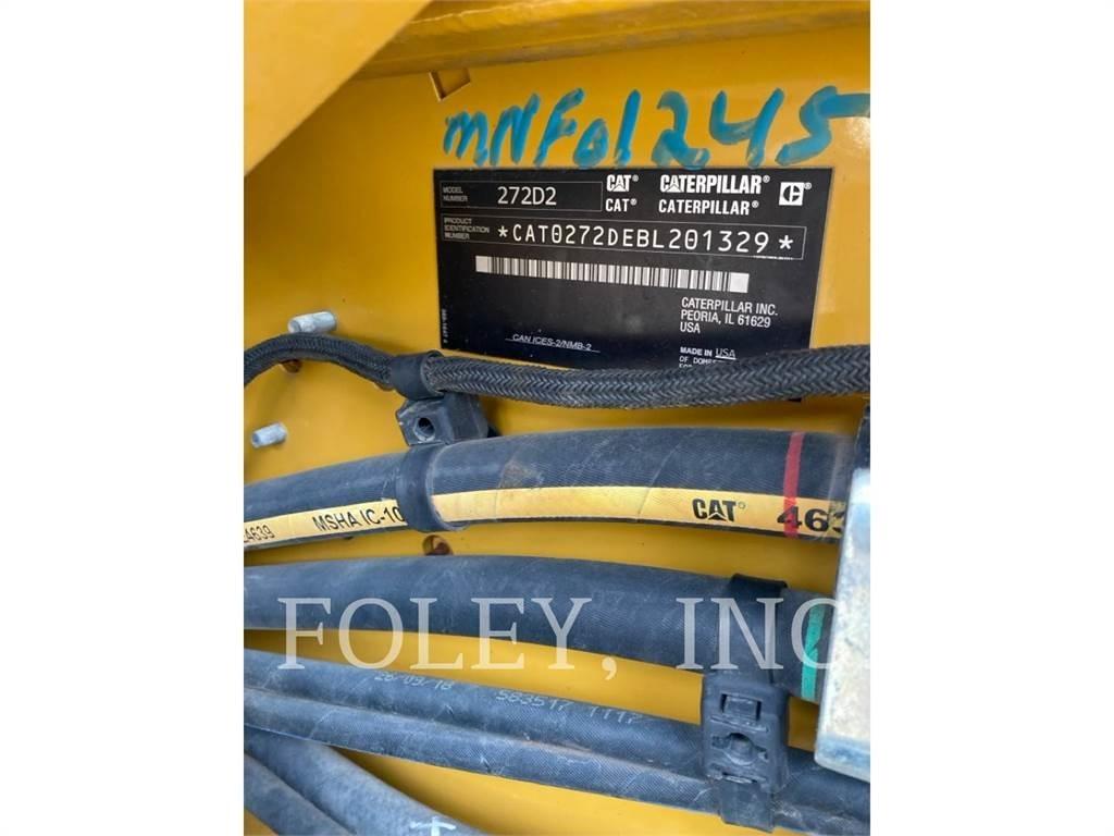 CAT 272D2 Kompaktlader