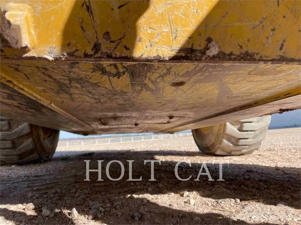 CAT 272D3 Kompaktlader