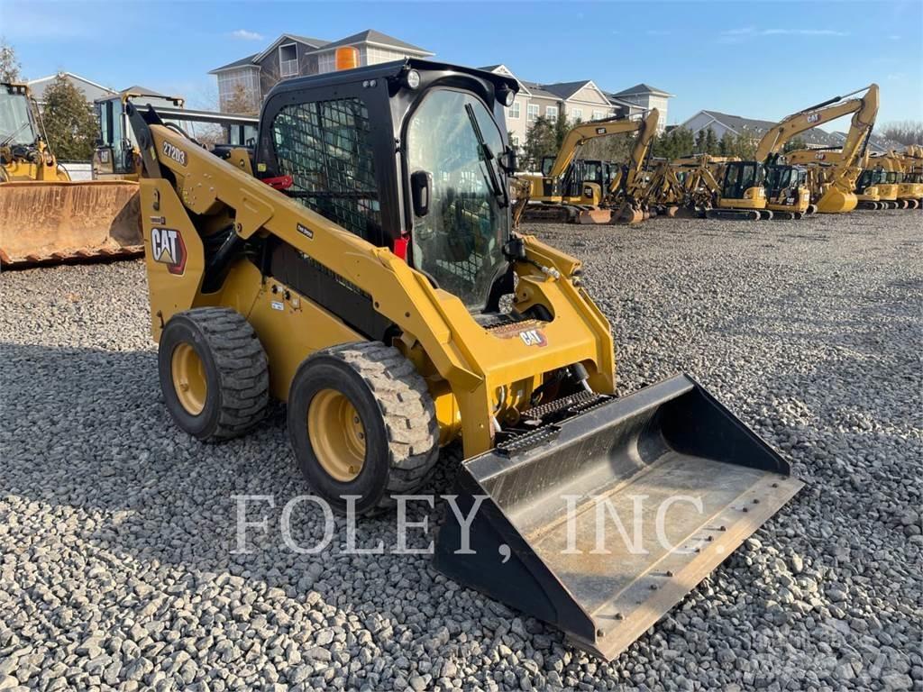CAT 272D3 Kompaktlader