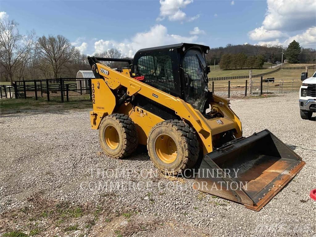 CAT 272D3 Kompaktlader