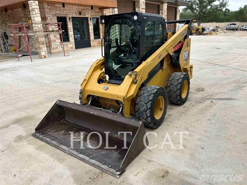 CAT 272D3 Kompaktlader