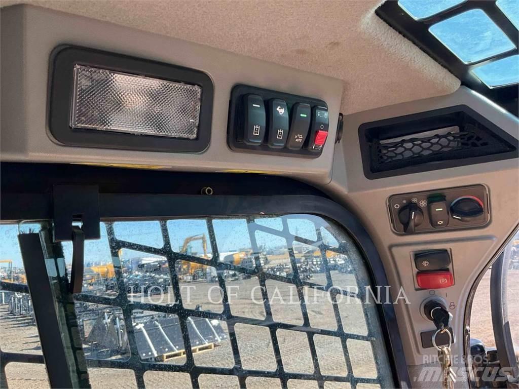 CAT 272D3XE Kompaktlader