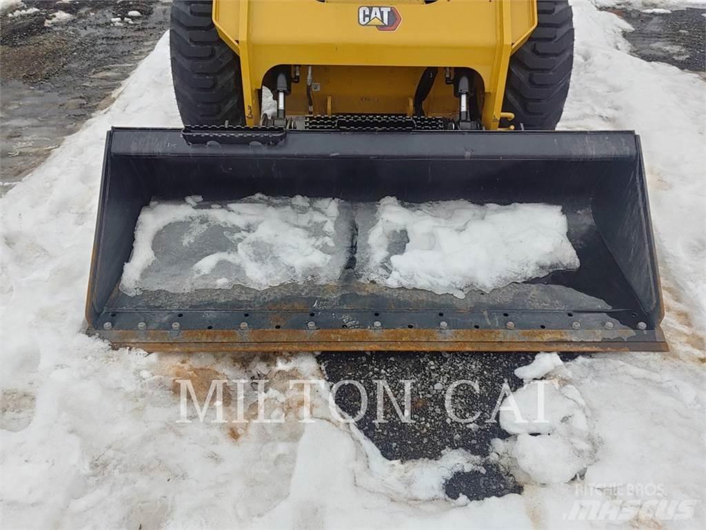 CAT 272D3XE Kompaktlader