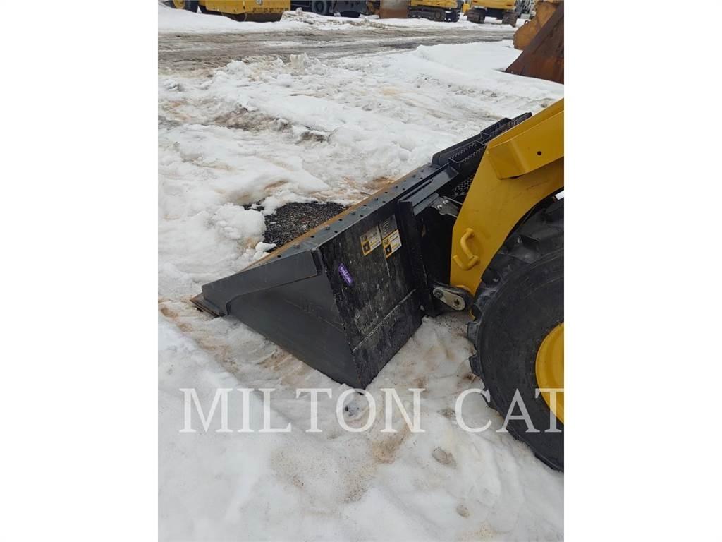CAT 272D3XE Kompaktlader