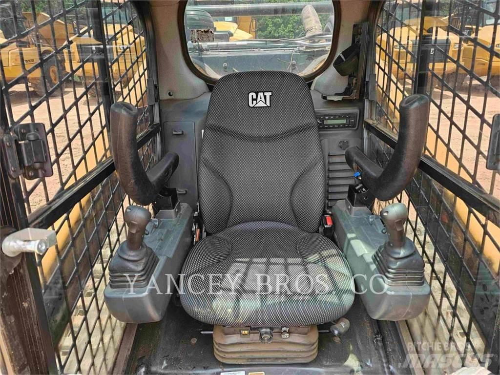 CAT 299D3 XE Kompaktlader