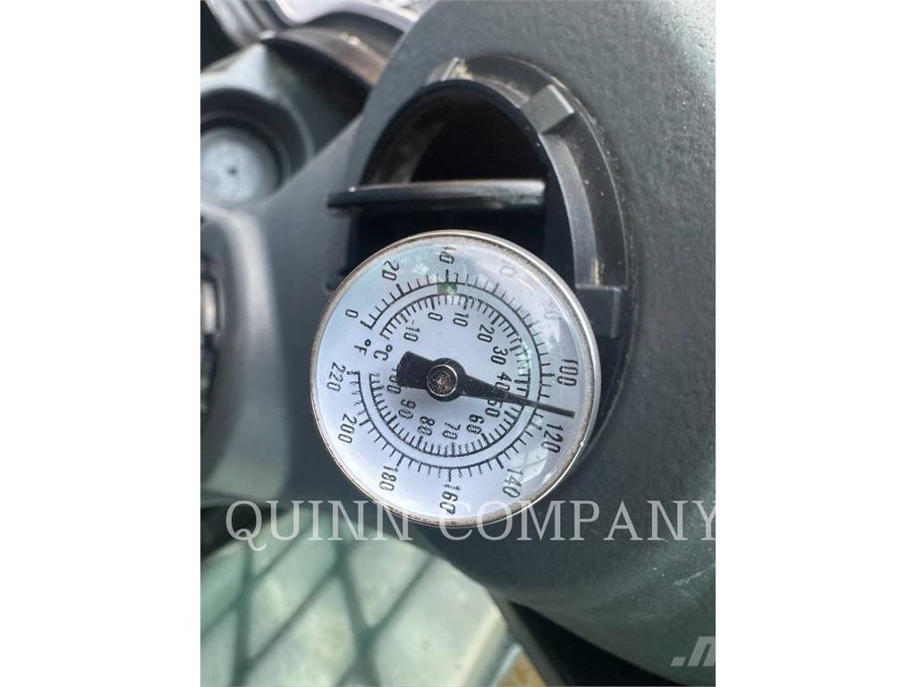 CAT 299D3 XE Kompaktlader