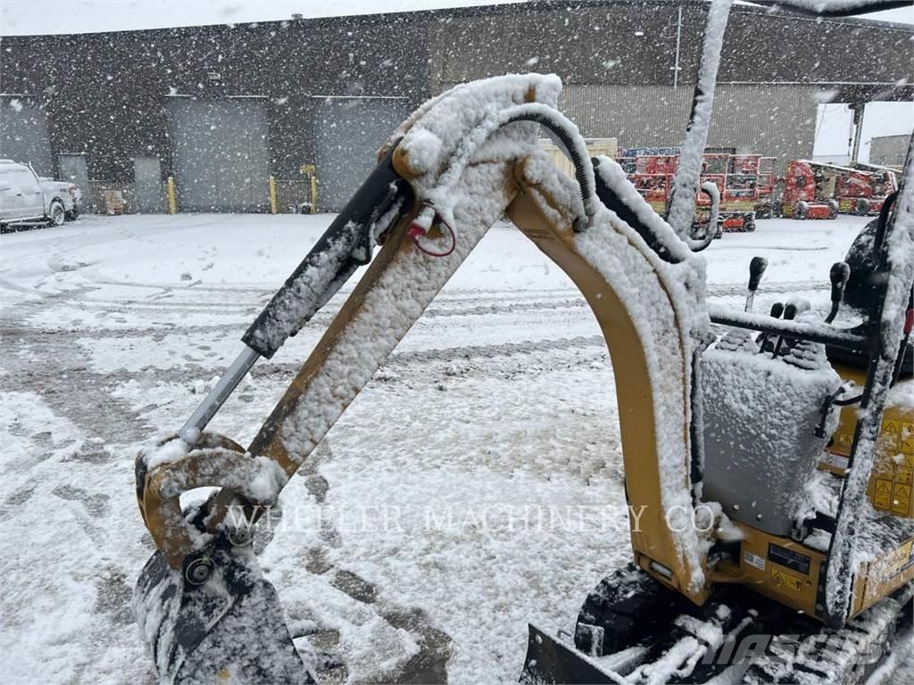 CAT 300.9D Raupenbagger