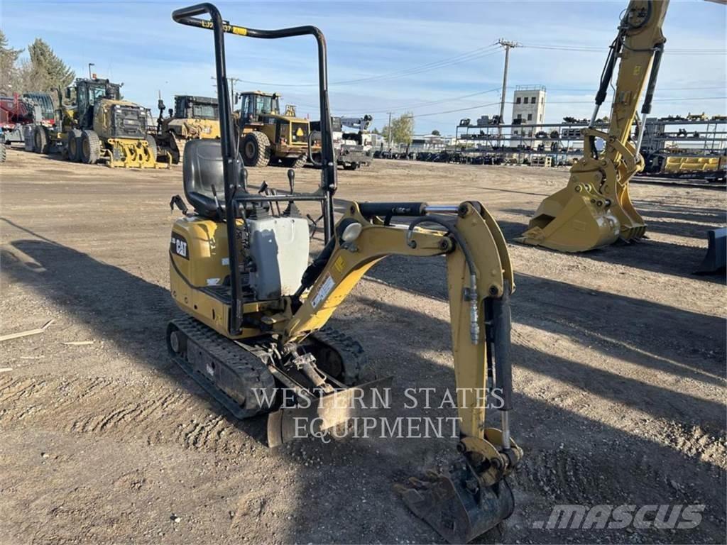 CAT 300.9D Raupenbagger
