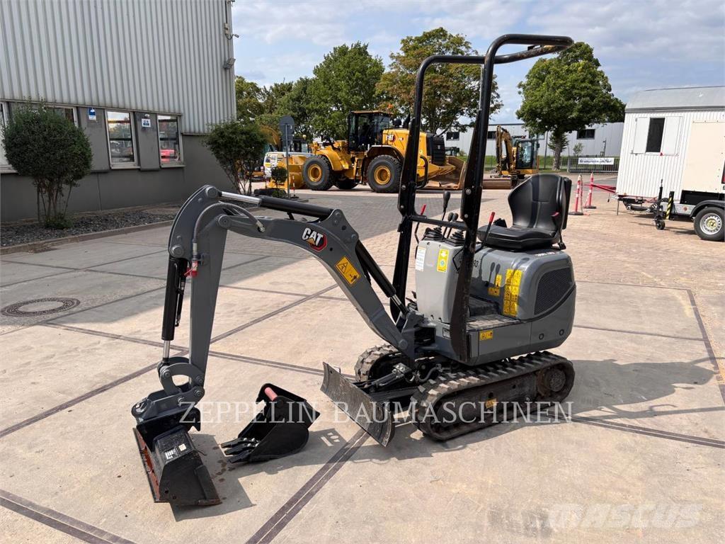 CAT 300.9D Raupenbagger