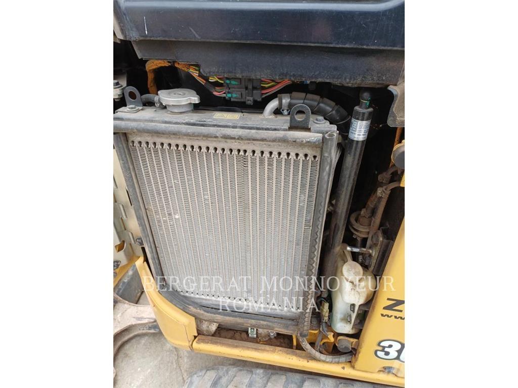 CAT 301.8-05 Raupenbagger